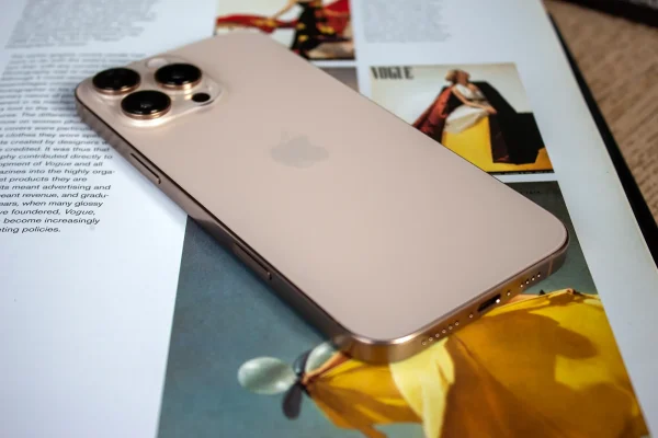 Apple iPhone 16 Pro Max