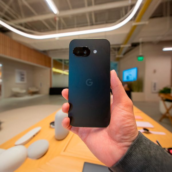 Google Pixel 9A 128GB negro - Imagen 2